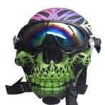 Bong mask distributor