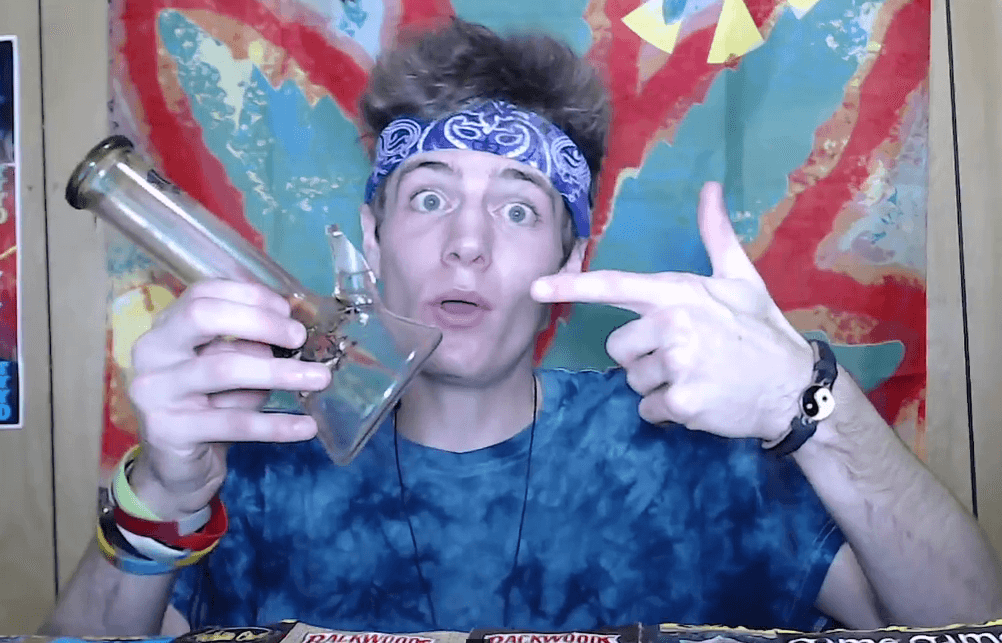 how to fix broken glass bong