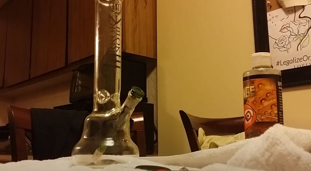 How To Get A Stuck Downstem Out Of A Glass Bong
